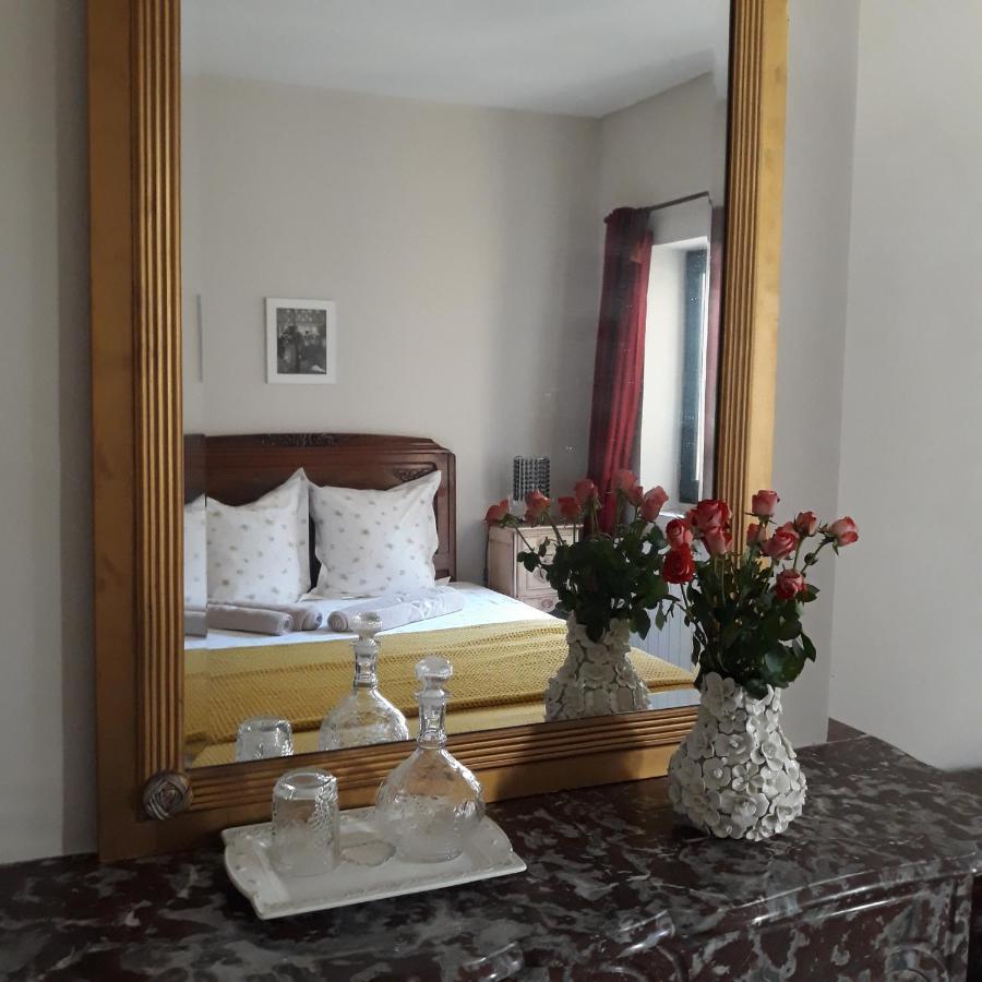 Bed and Breakfast Sous Le Neflier Nîmes Exteriér fotografie